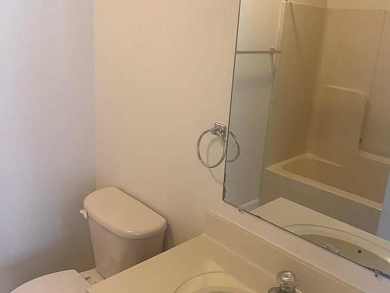 1931 Ashley Dr #2C — Photo 12