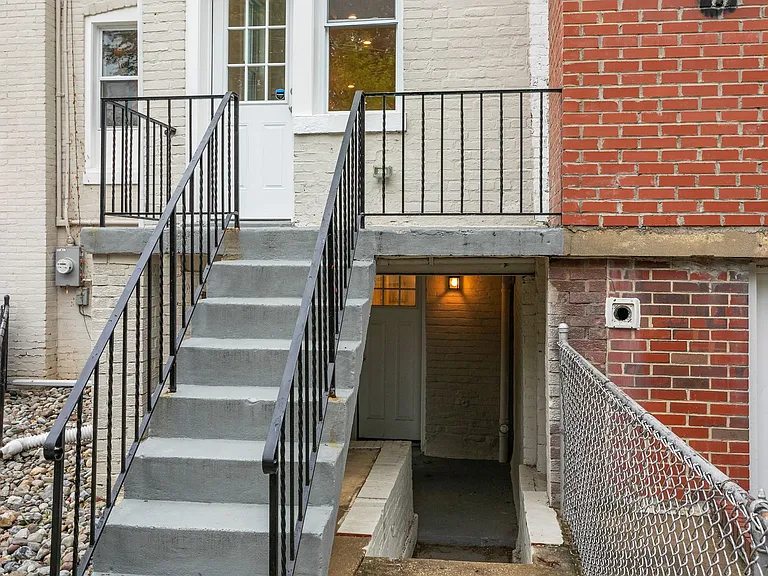 4023 New Hampshire Ave NW — Photo 35