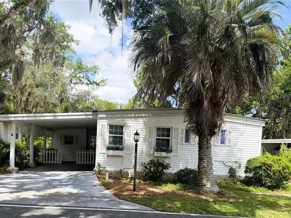 127 Royal Palm Dr, Leesburg, FL 34748