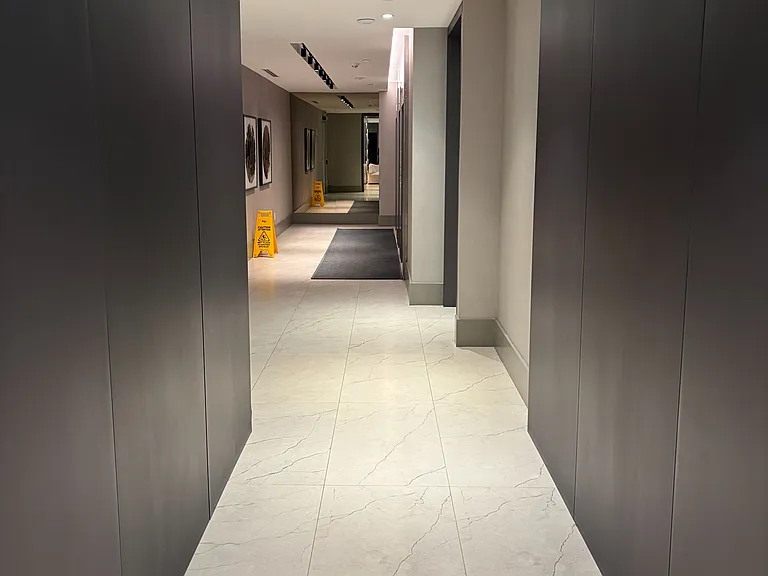 55 Duke St W #2506 — Photo 6