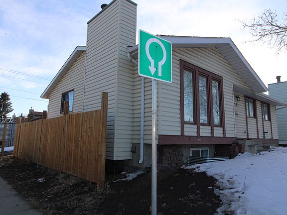 5th image of 4143 Whitehorn Dr NE