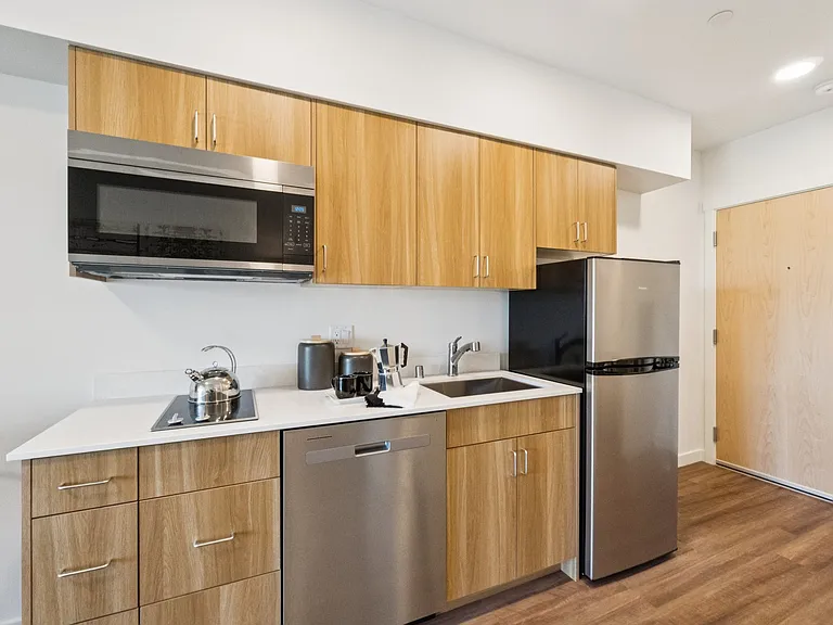 Keystone Apartments — Photo 11