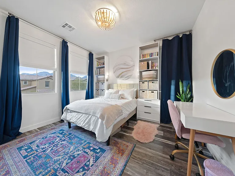 428 Vigo Port St — Photo 33