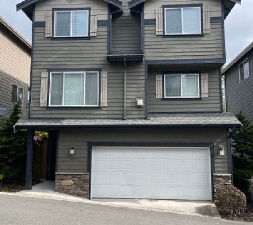 1st image of 3307 132nd Pl SW