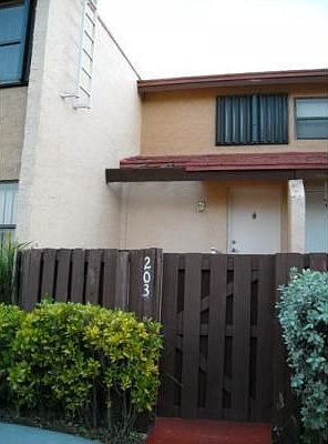 1st image of 231 W Park Dr APT 203-4