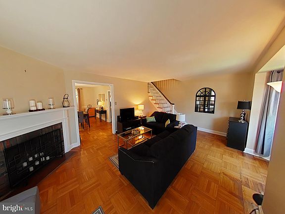 2nd image of 2503 Mansfield Ave