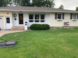 207 W James Ave, Marshall, MN 56258