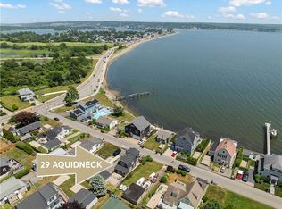 29 Aquidneck Ave, Portsmouth, RI 02871