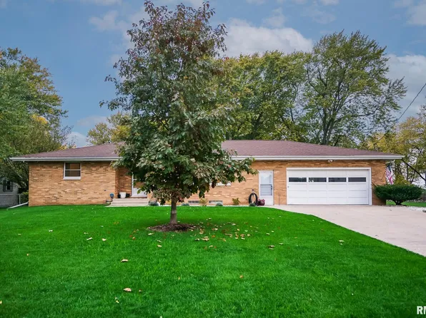 122 S Euclid Ave, East Peoria, IL 61611