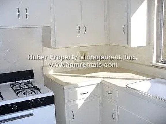4th image of 425 Finley St #1-9