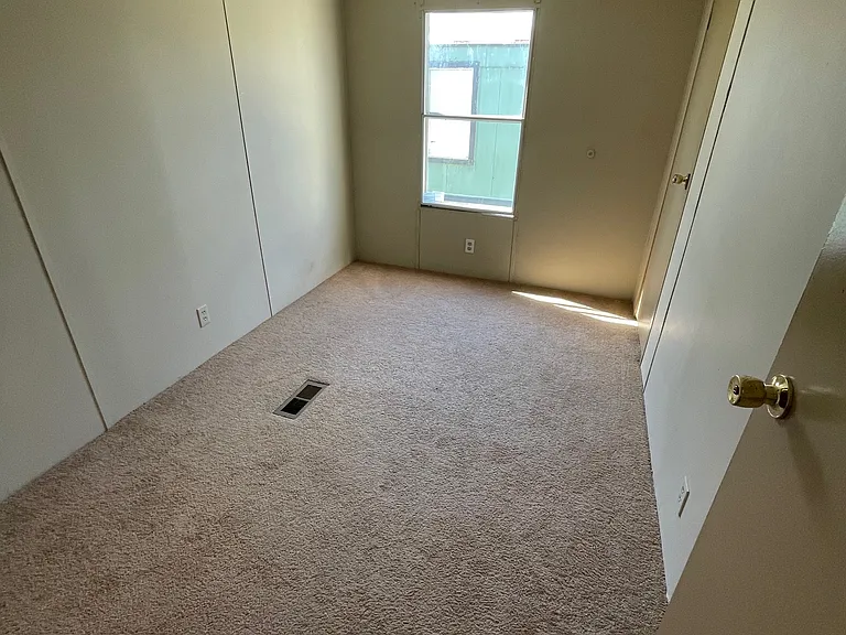 31363 Wisteria Rd — Photo 13