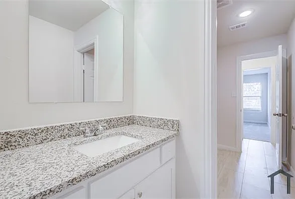3536 Milan St — Photo 11