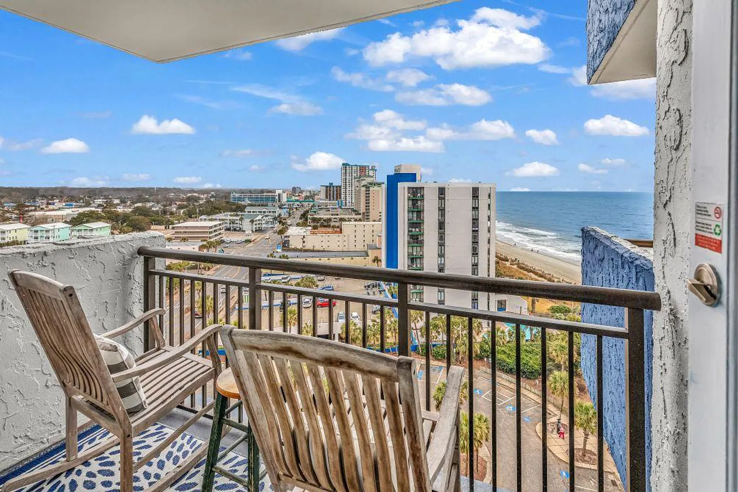 1 bed, 1.0 bath, 473 sqft, $2,521 — Photo 2