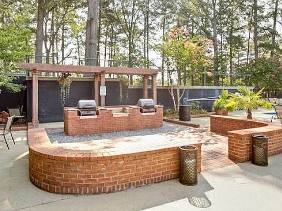 Pool-side Grilling Area