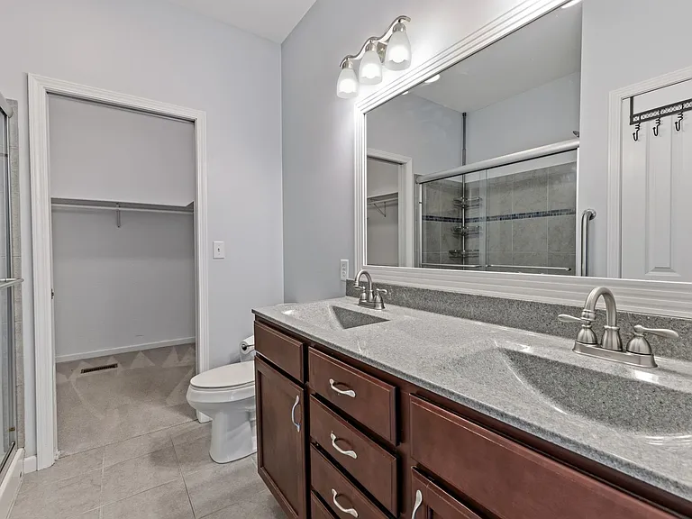 2419 Destiny Ct E — Photo 13