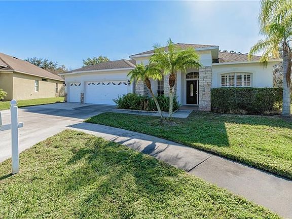 Gorgeous curb appeal and a jumbo lot is just the beginning!! :-)