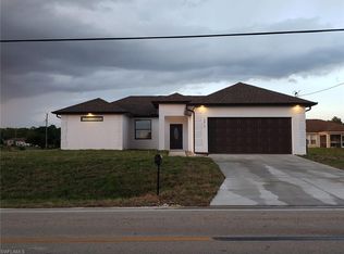3910 12th St W, Lehigh Acres, FL 33971