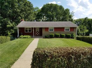 5428 Wolfe Dr, Pittsburgh, PA 15236