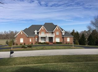 61 Talbott Dr, Bowling Green, KY 42103