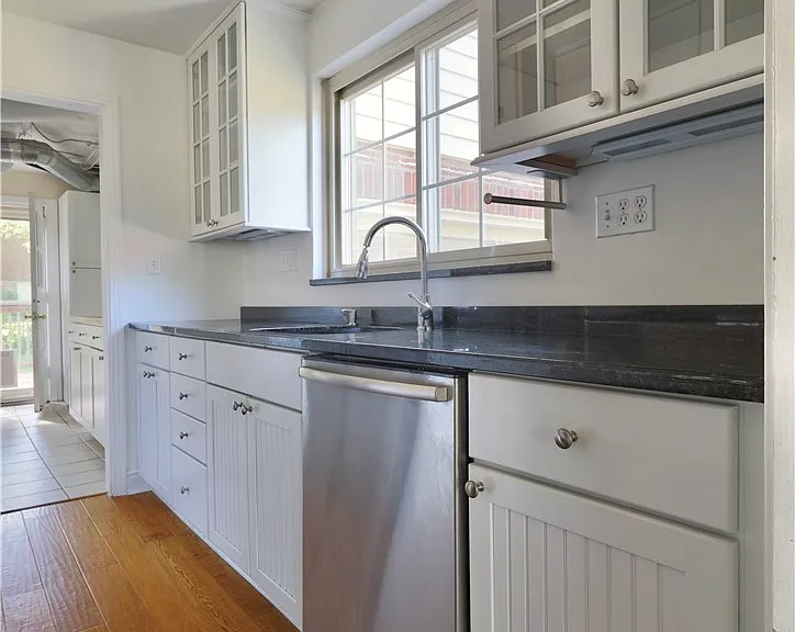 633 Crystal Dr — Photo 11