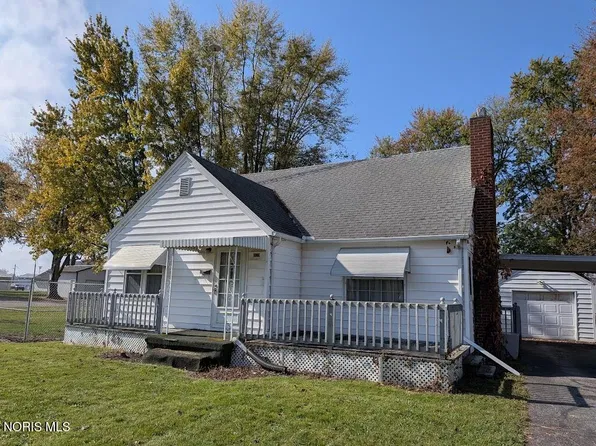 809 S Perry St, Napoleon, OH 43545