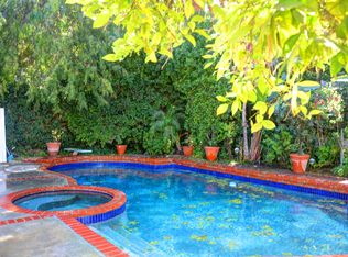 3885 Royal Woods Dr, Sherman Oaks, CA 91403