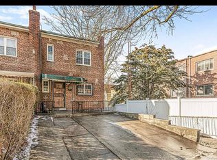4569 Bronx Blvd, Bronx, NY 10470