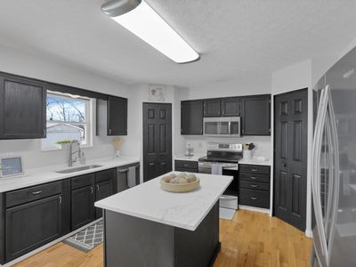 56 N Bend Ct, Pataskala, OH, 43062