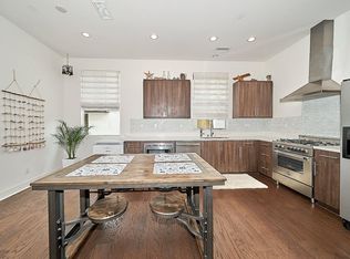 1833 Silent Era Dr, Los Angeles, CA 90026