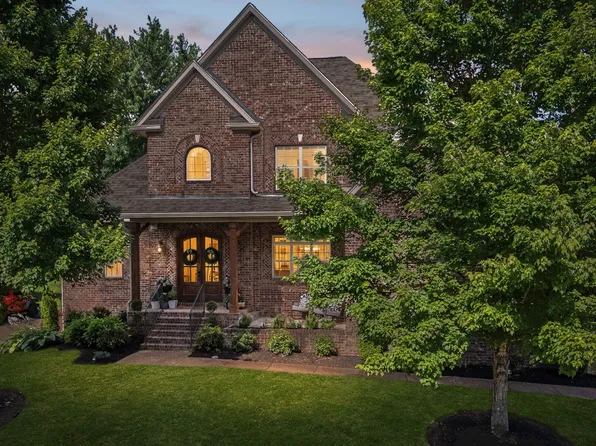 1039 Alice Springs Cir, Spring Hill, TN 37174