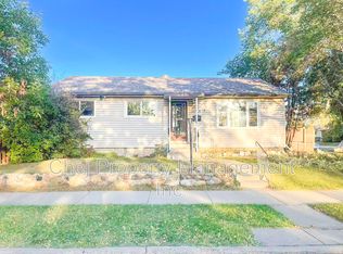 10731 163rd St NW, Edmonton, AB T5P 3P5