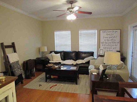 5th image of 3218 Veterans Memorial Pkwy #1102