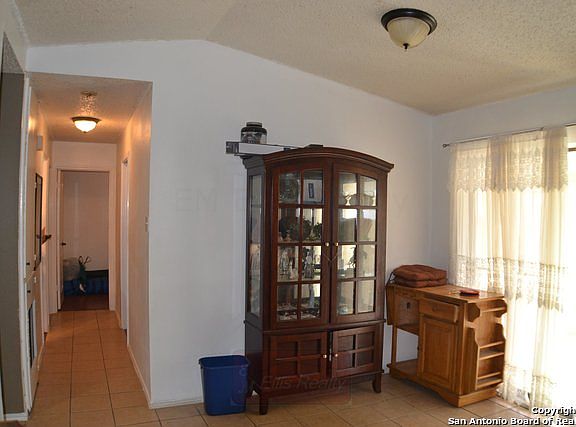 4th image of 6326 Village Clb