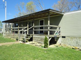 235 Posey Ln, Oneida, TN 37841