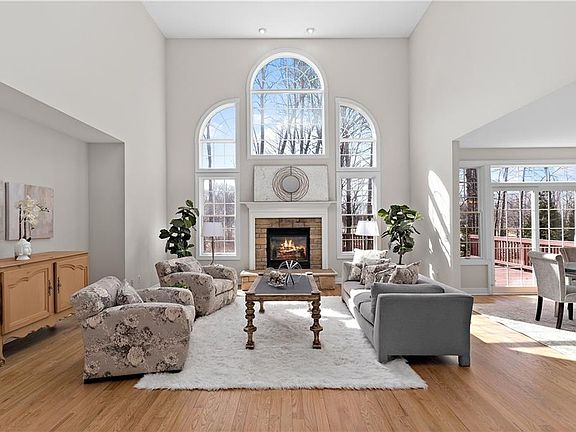 2nd image of 31027 Logan Ct