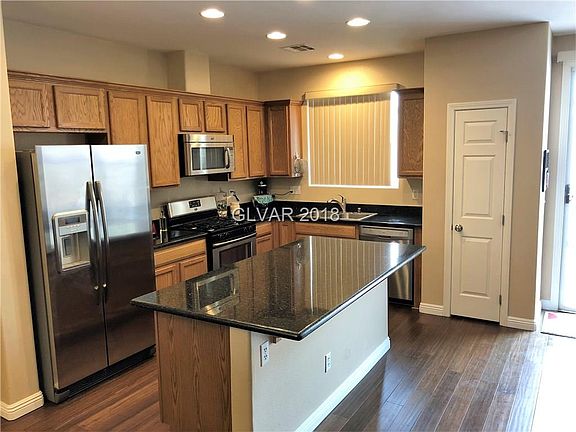 2nd image of 5841 Tamarack Lodge Ln