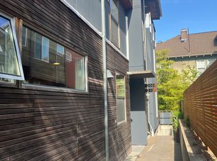 208A 18th Ave E, Seattle, WA 98112