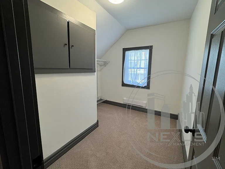 11 Wabash Ave — Photo 31