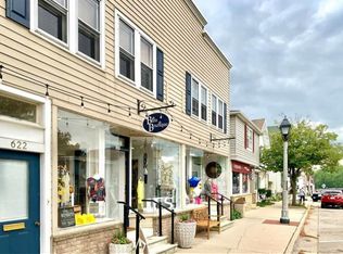 622 Milwaukee St, Delafield, WI 53018