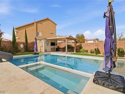 8353 Bartholomew Park Ct, Las Vegas, NV, 89139