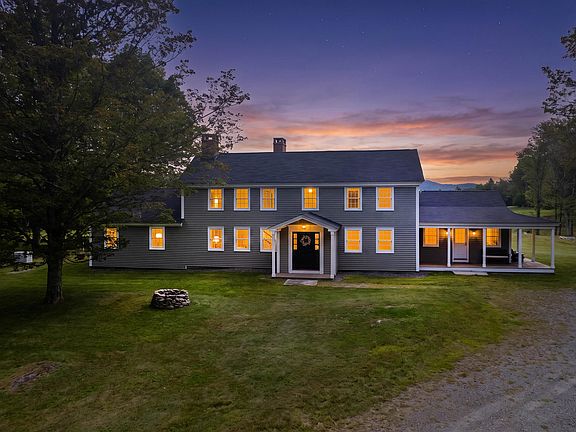 3rd image of 226 Hoey Road