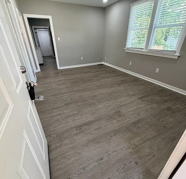 2302 Concord Ave — Photo 4