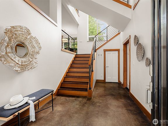 2nd image of 10644 Bartlett Avenue NE