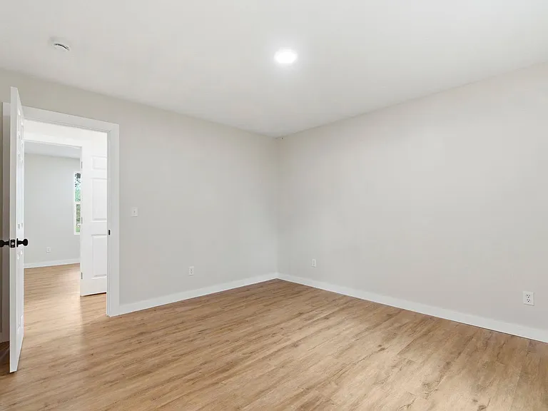 402 S Frisco #B — Photo 11