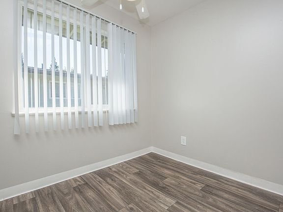 3rd image of 4901 Little Oak Ln APT 202