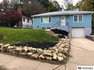 1711 N 56th St, Omaha, NE 68104