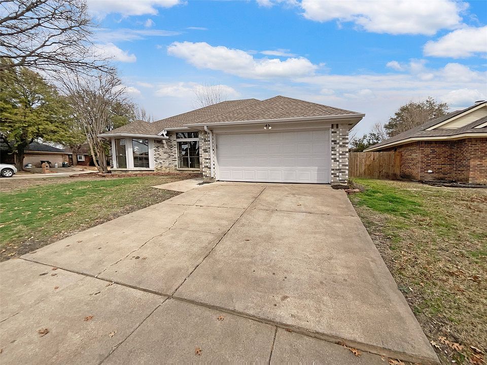 1st image of 4741 Cornflower Dr
