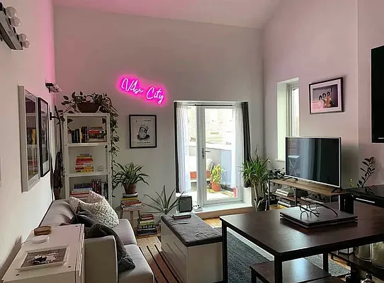 Rented by Compass | media 5
