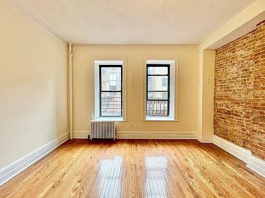 4th image of 164 E 88th St #7