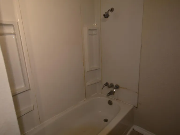 3800 Coates Cir — Photo 3